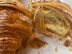 黄金流奶羊角-麦田工坊(月湖店)