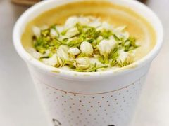 栀子花梨香拿铁-Seesaw Coffee(上海国金中心店)