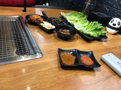-肉甲韩国木炭烤肉(新壹街1店)