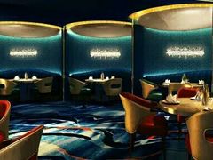 -迪拜帆船酒店海底餐厅