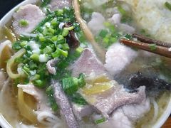 -老字号巴山酸菜米线(巴渝佳梦小区店)