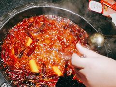 -周周有辣火锅馆(玖耀里店)