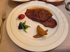 牛肩肉-戈雅法餐厅(世界城广场店)