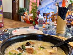 -桥香园过桥米线(国贸店)