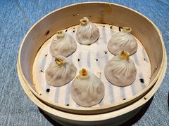 蟹粉小笼包-绿波廊(豫园店)