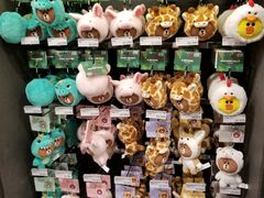 -LINE FRIENDS Garosu-gil Flagship Store