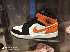 -JORDAN(外滩中央体验店)