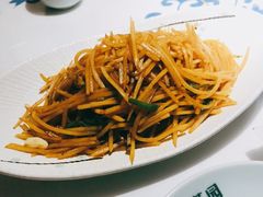 酸辣土豆丝-小菜园新徽菜(镇江京口吾悦店)
