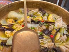 -毛肚向右·川渝毛肚王(经开永旺店)
