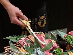 -铭牛烧肉·和牛海鲜自助(高新月牙湖店)