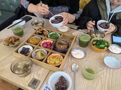 -轻蔬不用等·素食(江苏路店)