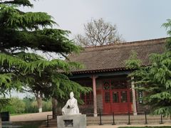 -汉长安城未央宫国家考古遗址公园