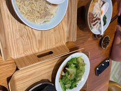 -美食小镇·观赏珍稀鸟类·长隆熊猫酒店