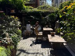 -古董花园(思南路42弄小区店)