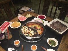 -纸盐河码头火锅(十八梯店)