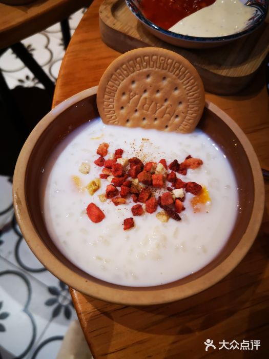 tapas by dos cielos西班牙餐厅(重庆光环购物公园店)大米牛奶布丁图片