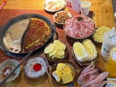 -赵美丽·重庆社区火锅·直营店(火车东站·中豪国际店)