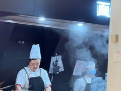 -涨巢·潮玩水疗局