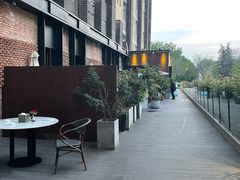 -茶影·老味烧烤