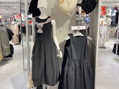 -优衣库(石家庄裕华万达广场店)