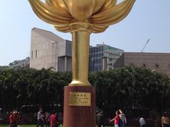 景点-金莲花广场