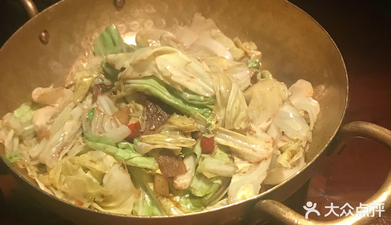 连我妈不喜欢吃羊肉的都吃了三串九道黑很嫩