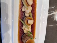 -海派悦庭·海胆烧麦·新融合菜(凯德广场店)