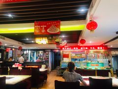 大堂-潮泰牛肉火锅 · 创于1992年(车公庙店)