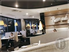 大堂-必胜客(金高店)
