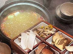 -芸鲜季·云南野生菌餐厅· 云南风物味研社(闵行店)