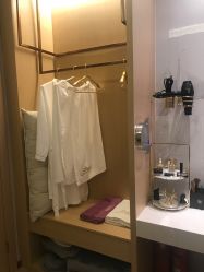 -香港倾城国际·美容美体中心