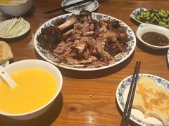-老天桥酱肉烧饼夹肘子(天桥店)