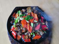 铁板肥肠-临江餐馆二楼美食部落