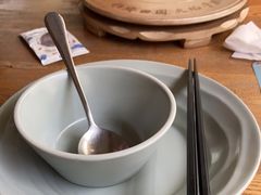 -蜜桃餐厅·伴山(湖滨商业街店)