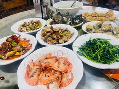 -四川小胡子海鲜(丁村万人海鲜广场店)