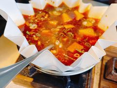 -穹六人间 people 6(岳阳路店)