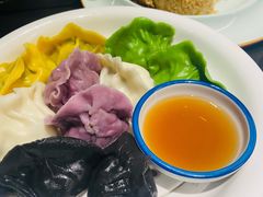 五味海鲜水饺拼盘-东莱馋房(陆家嘴店)
