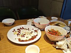-俏湖兰·辣椒炒个肉(海沧店)