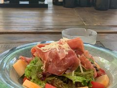 -SISTERS BAR RESTAURANT川意酒馆(嘉善老市H楼店)