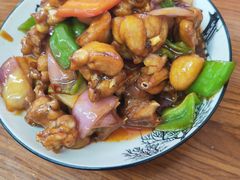-胡子饮食店