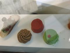 -西安君富酒店(大明宫龙首原地铁站店)