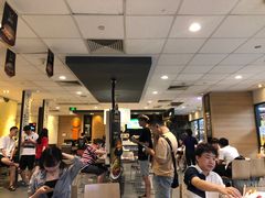 -麦当劳(世界城广场店)
