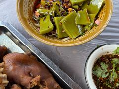 -王万妈卤猪脚(青岩交通路)