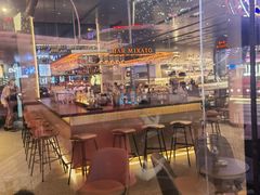 -星巴克臻选(上海合生汇1F店)
