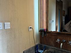 -芭东小镇温泉