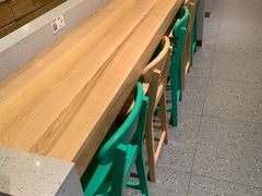 用餐区-甲乙饼·北京手工肉饼(西直门凯德茂店)