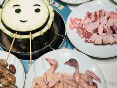 -翟辉冬瓜盅火锅(南村万博店)