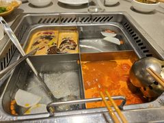 -海底捞火锅(旭辉MALL店)