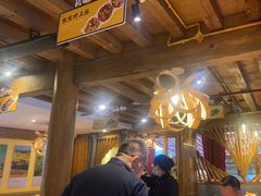 大堂-隔壁老王·家常云南菜(花巷店)