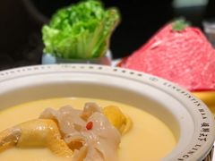 -领鲜天下·焗海鲜·花胶鸡(天目里店)